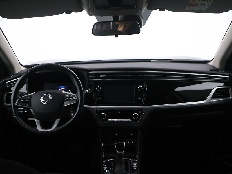 SsangYong Korando 1,5 Turbo 120kW e-XGI CZ - fotka 20 z 27