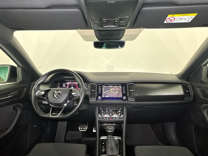 Škoda Kodiaq SportLine 4x4 DSG - fotka 5 z 29