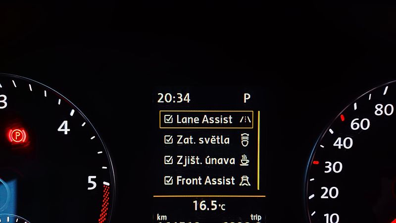 Volkswagen Sharan (2019) TDI 130kW 4Motion 7.míst-DPH - fotka 36 z 50