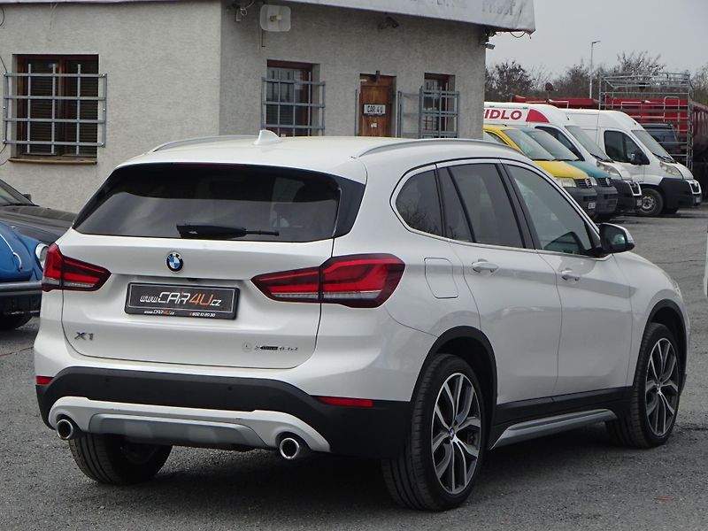 BMW X1 2.0d X-Drive Msport DPH - fotka 30 z 35