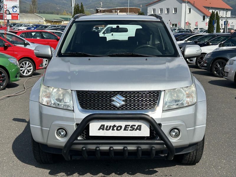 Suzuki Grand Vitara (2009) 1.6i, ČR - fotka 2 z 14