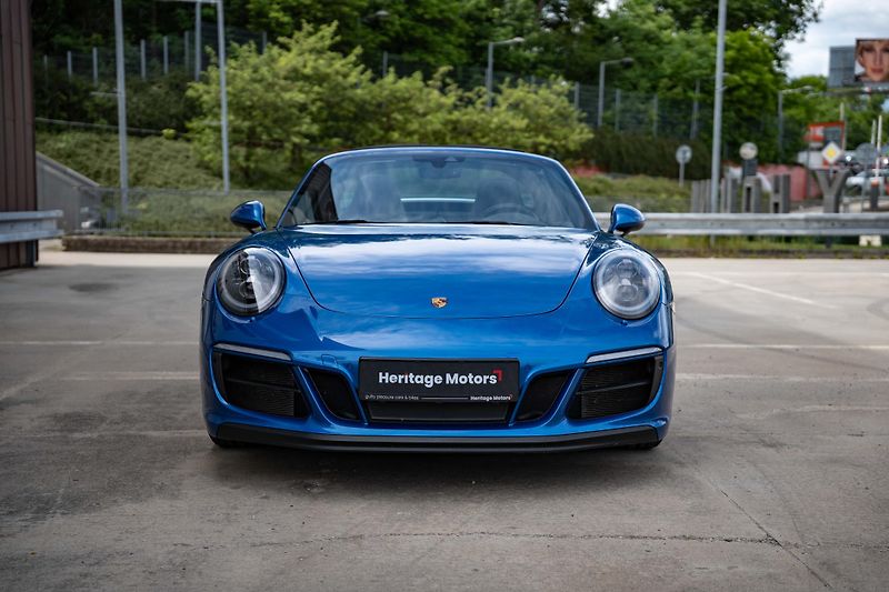 Porsche 911 (2018) 991 4 GTS Targa - fotka 3 z 38