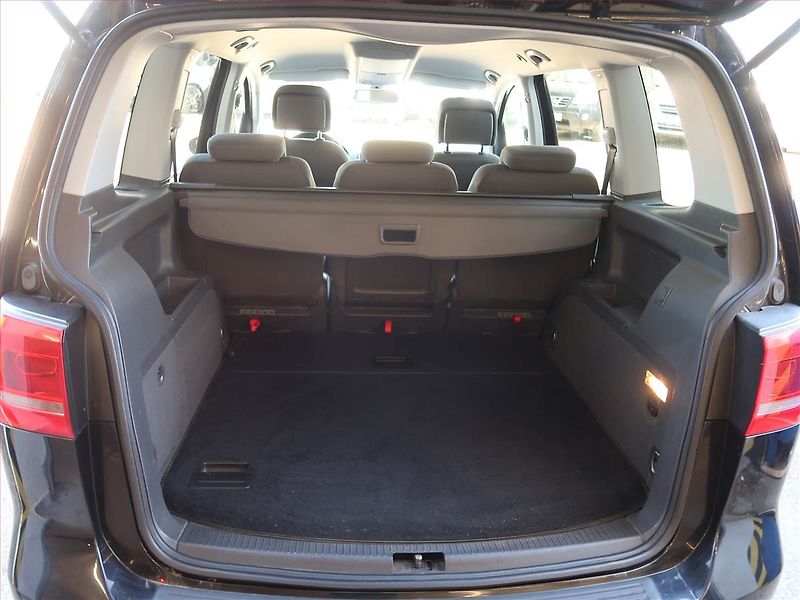 Volkswagen Touran (2013) Comfortline 2.0 TDI - fotka 13 z 18
