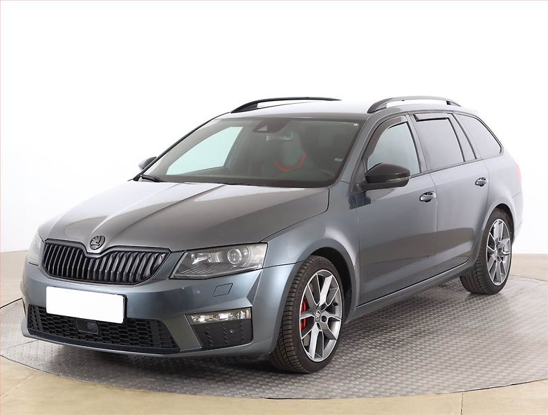 Škoda Octavia (2015) RS 2.0 TDI, Automat, Kůže - fotka 2 z 19