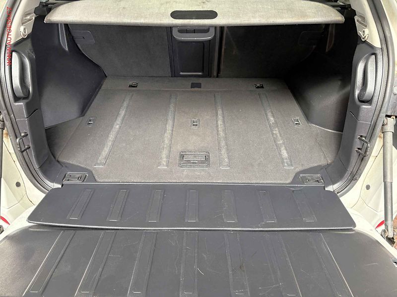 Renault Koleos (2011) 2.0DCi 4x4, ČR, Navi, xenon - fotka 7 z 15