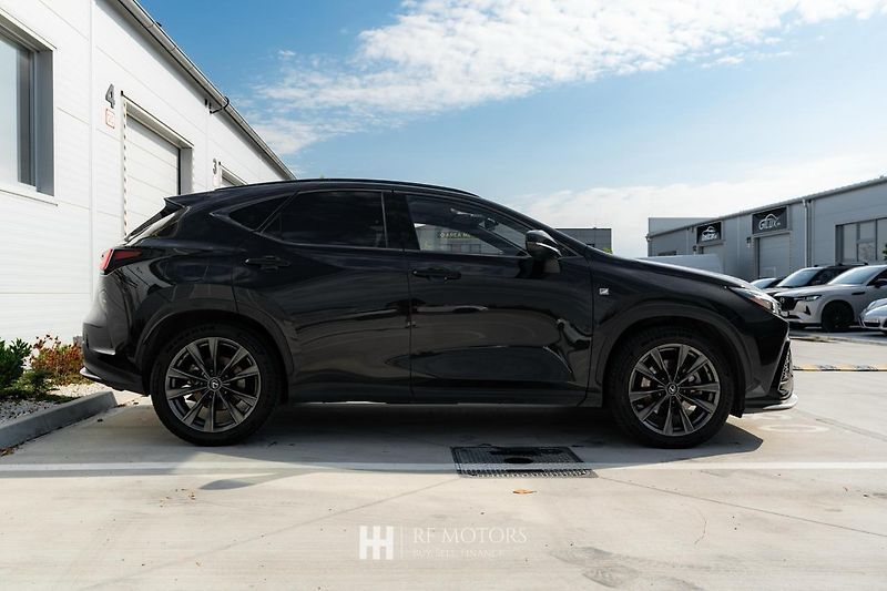 Lexus NX 450h plus (2023) F-SPORT 306 PS, 1.majitel - fotka 6 z 30