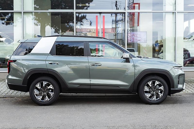 SsangYong Torres (2026) 1,5 HEV STYLE safety 5 el.dveř - fotka 5 z 15