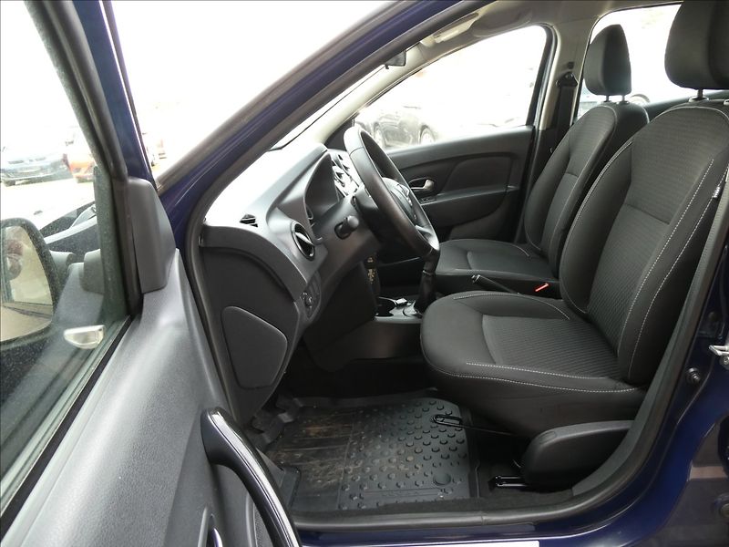 Dacia Logan 1,0 SCe Arctica, KLIMA, ČR - fotka 19 z 35