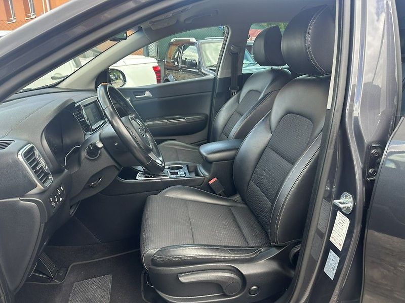 Kia Sportage 1.7 CRDi 104kW automat - fotka 16 z 25