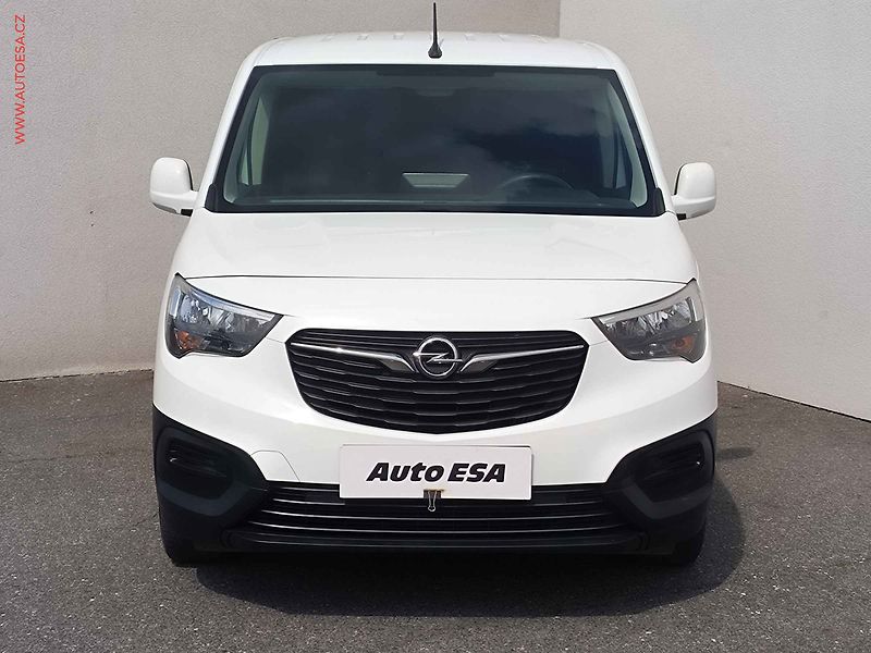 Opel Combo (2021) 1.5CDTi MAXi, AC - fotka 2 z 21