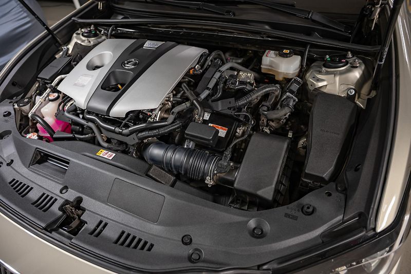 Lexus ES 300h (2020) Luxury, LED, 360, DPH - fotka 24 z 27