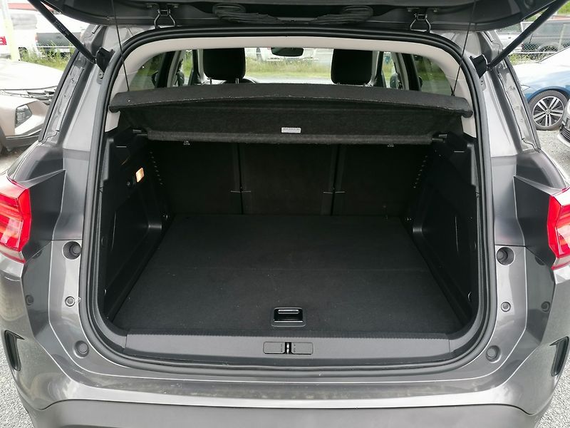 Citroën C5 Aircross (2021) 1.6 Hybrid Plug-in 225E - fotka 35 z 43