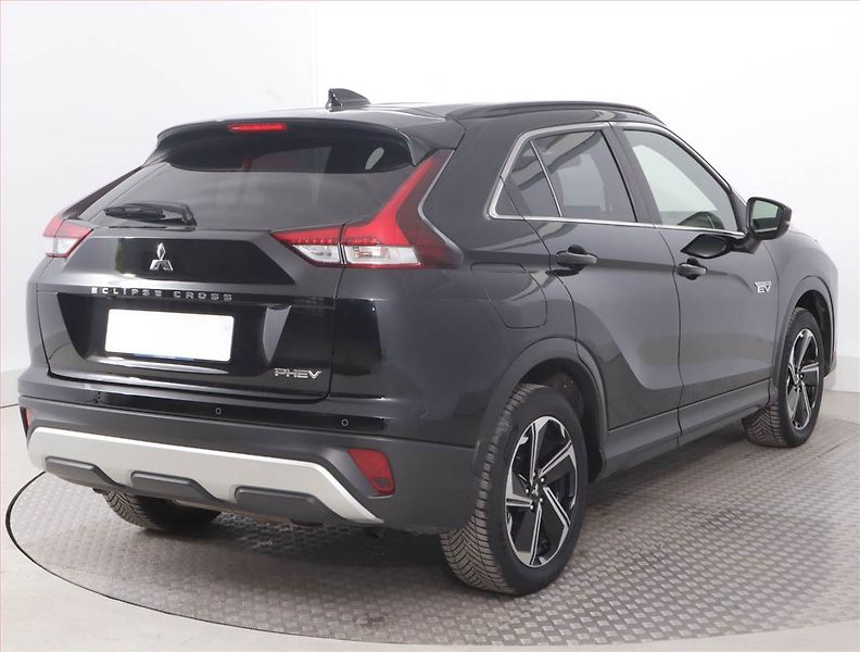 Mitsubishi Eclipse Cross (2021) Plug-in-Hybrid - fotka 5 z 20