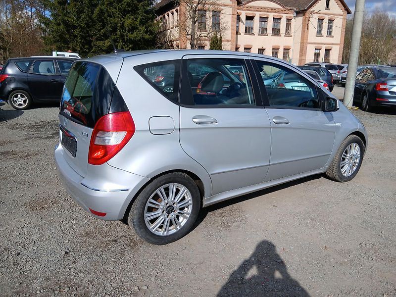 Mercedes-Benz Třídy A 180 CDI, automat, facelift - fotka 8 z 31