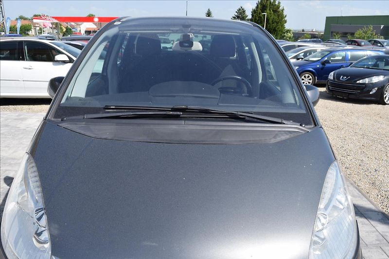Citroën C4 Picasso 1,6 HDI 82KW NÍZKÉ KM 2XKOLA - fotka 3 z 50