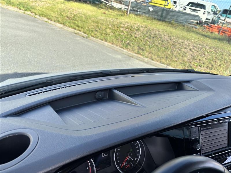 Volkswagen Multivan 2,0 TDI Comfortline 4x4 AUT - fotka 44 z 49