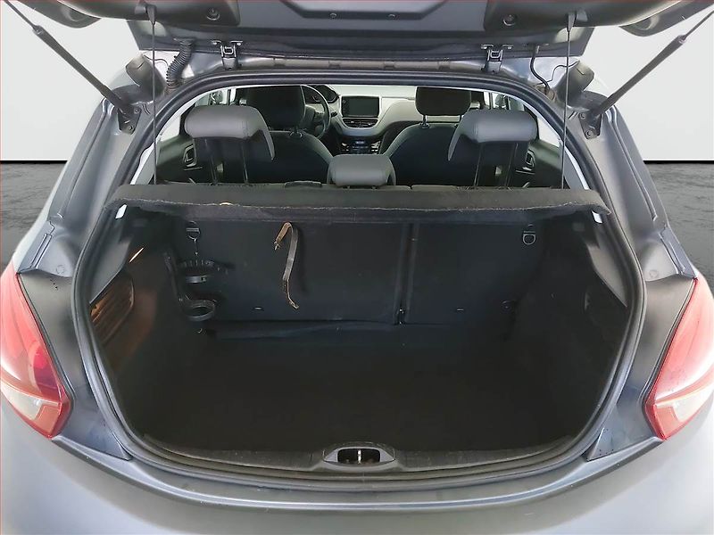 Peugeot 208 (2016) 1.2 PureTech, Navi, Tempomat - fotka 11 z 15