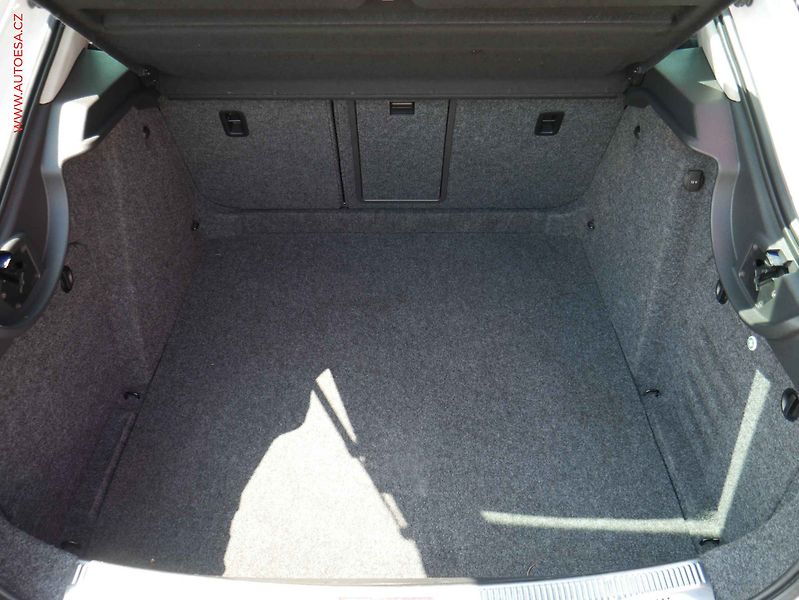 Škoda Superb (2011) 2.0TDi 4x4, ČR, DSG, bixen - fotka 7 z 18