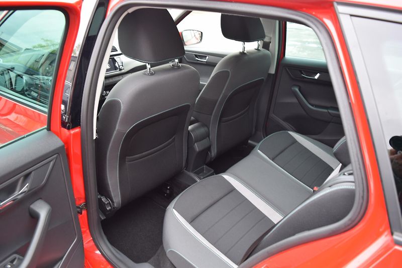 Škoda Fabia (2016) 1.2TSI 66kw AMBITION TAŽN APP  - fotka 17 z 49