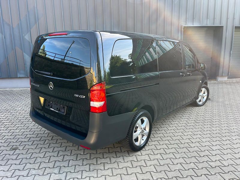 Mercedes-Benz Vito 2,2 CDi Tourer / 9-místný /  - fotka 4 z 15