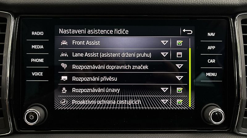Škoda Kodiaq 2.0 TDI DSG 4x4 Style - fotka 27 z 31