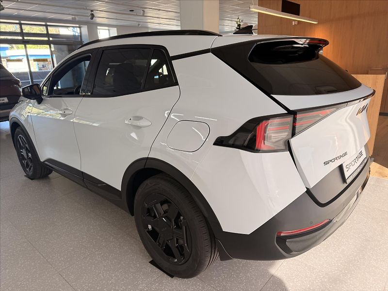 Kia Sportage (2026) 1,6 T-GDi DCT BLACK EDITION - fotka 7 z 15
