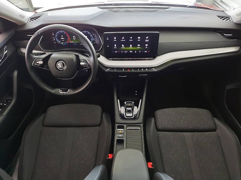 Škoda Octavia (2022) Combi 2.0 TDI (110kW/150k) DSG - fotka 5 z 28
