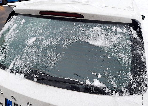 V textu se píše hlavně o stěrčích předního skla, ale stejnou péči je třeba věnovat i stači na zadním skle., zdroj: Deník/Edvard D. Beneš