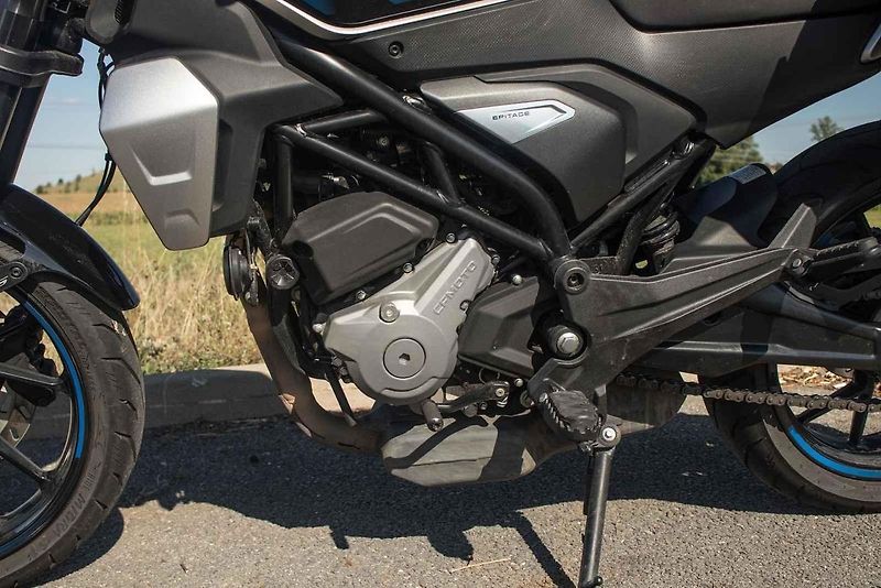 test CFMoto 300CL-X