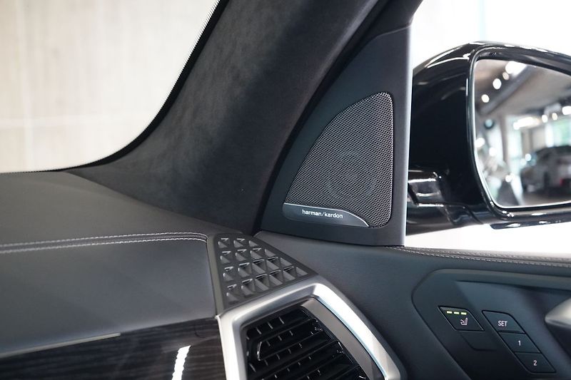 BMW X7 40d xDrive, Nezávislé, Masáž - fotka 41 z 49