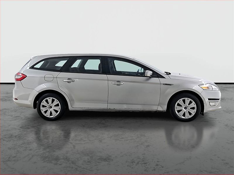 Ford Mondeo (2010) 2.0 TDCi, udržované - fotka 6 z 15