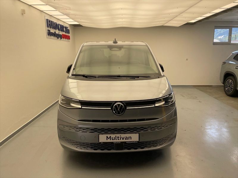 Volkswagen Multivan Long Life 1,5 TSI PHEV 4MOT - fotka 6 z 28