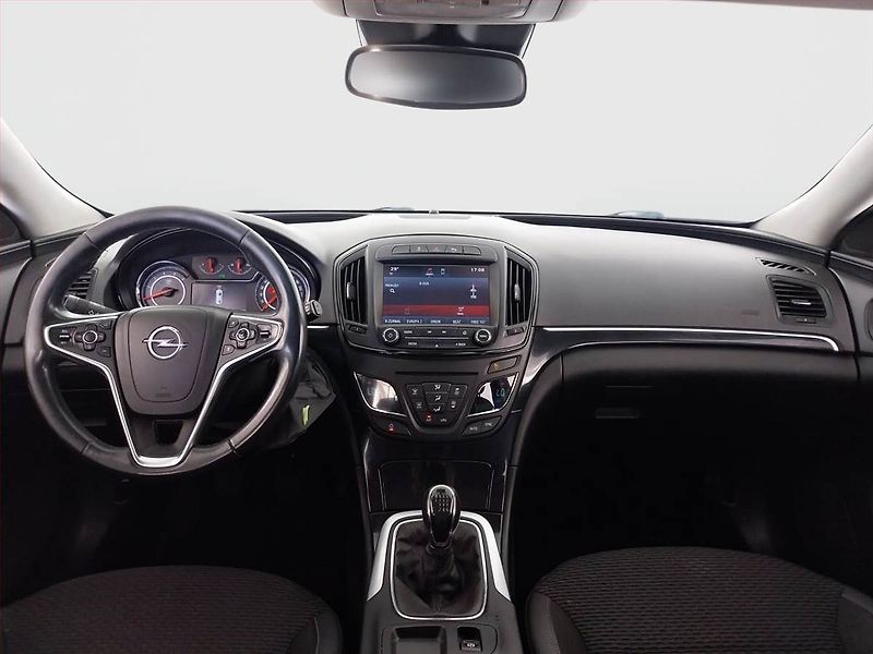 Opel Insignia (2015) 2.0 CDTI, Xenony, Tempomat - fotka 8 z 20