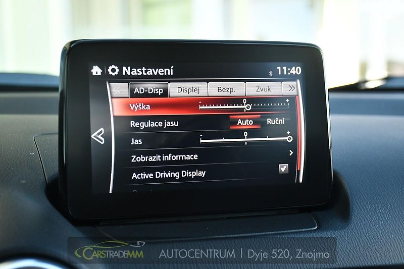 Mazda CX-3 2.0 G120 TAKUMI HUD - fotka 44 z 54