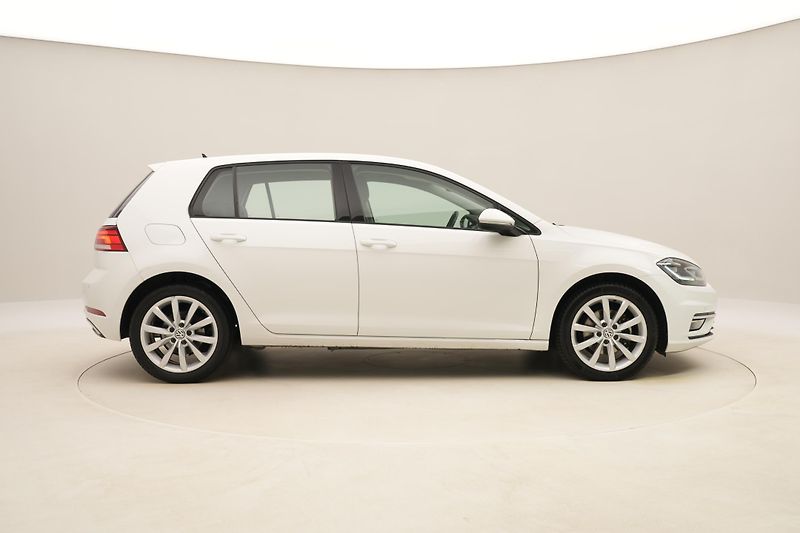 Volkswagen Golf 1.6TDI 85kW CZ REZERVACE - fotka 13 z 45