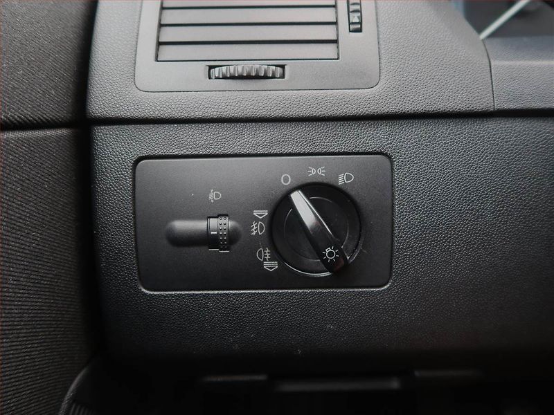 Škoda Fabia (2005) 1.2 12V, po STK, levný provoz - fotka 14 z 16