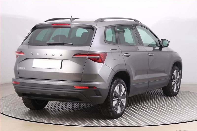 Škoda Karoq (2022) 2.0 TDI - fotka 5 z 21