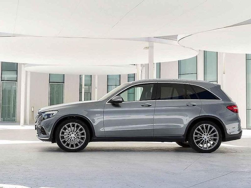 Mercedes-Benz GLC.