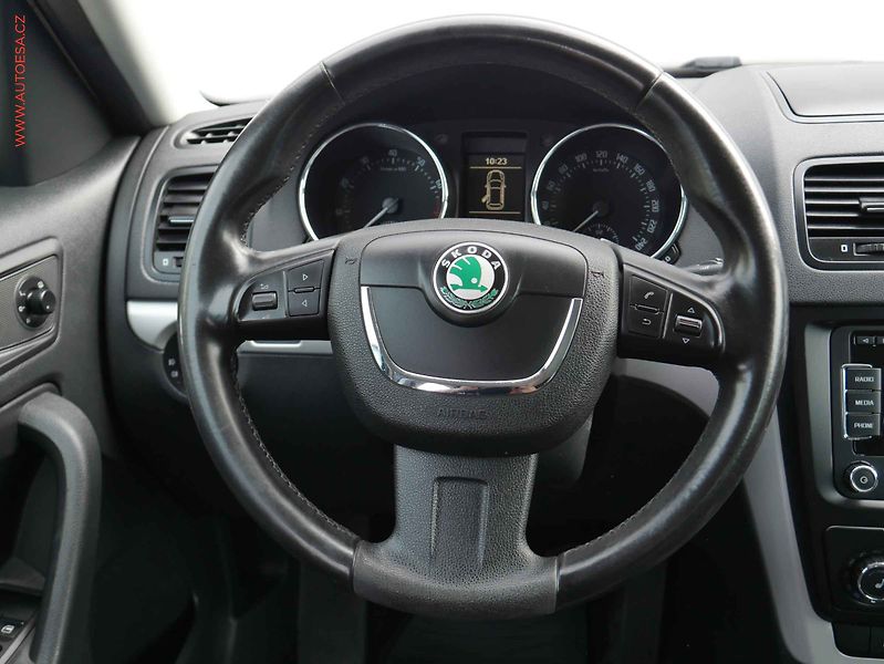 Škoda Yeti (2011) 1.2 TSI, Ambition - fotka 14 z 17