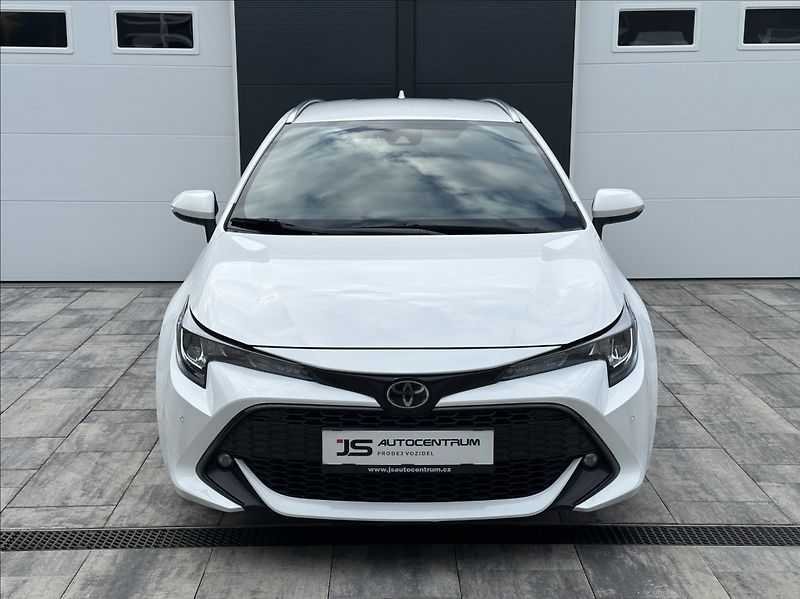 Toyota Corolla 1,2 Turbo 115PS  TS Comfort - fotka 3 z 53