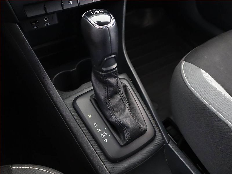Škoda Rapid (2017) Spaceback 1.2 TSI, Automat - fotka 10 z 13