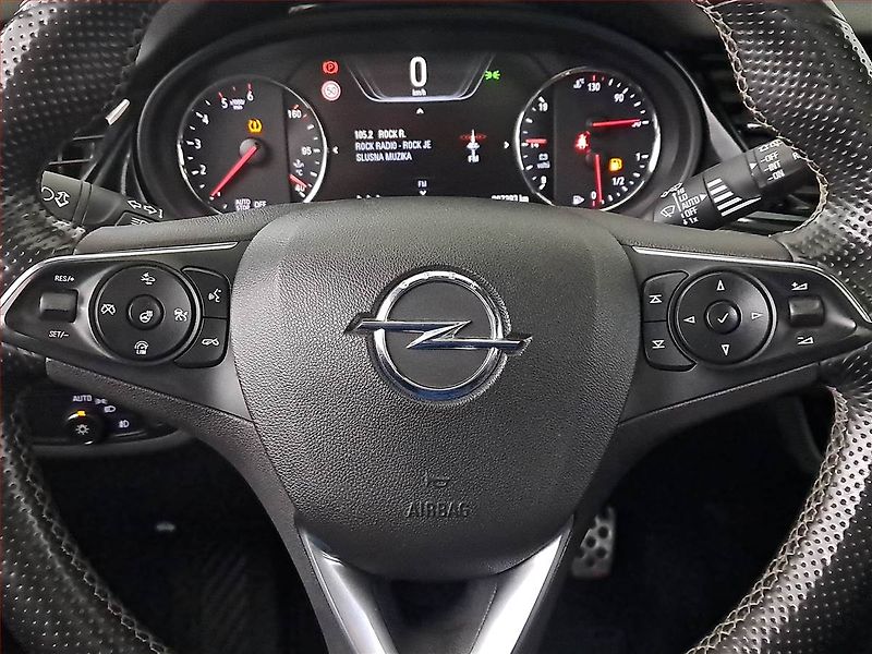 Opel Insignia (2018) OPC Line 2.0 CDTI, 4X4 - fotka 16 z 18