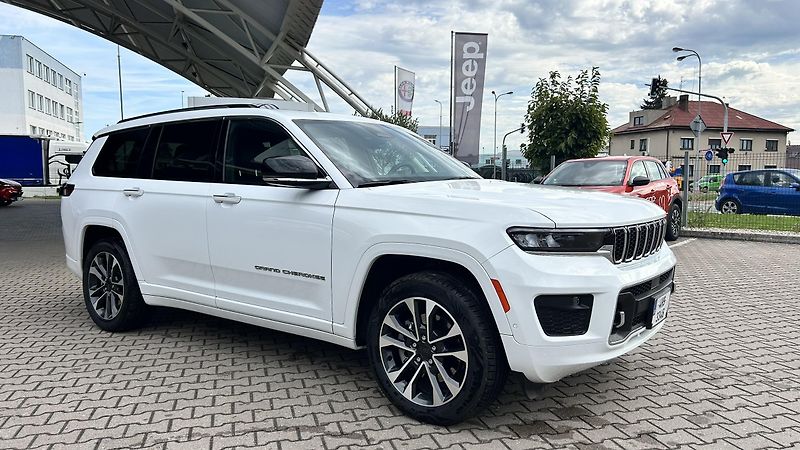 Jeep Grand Cherokee 5.7Hemi V8 L - fotka 9 z 16