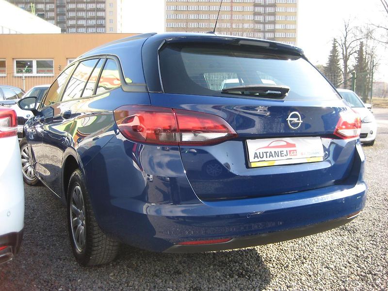 Opel Astra 1.6 CDTi Enjoy ALU-DPH-ČR !!! - fotka 10 z 28