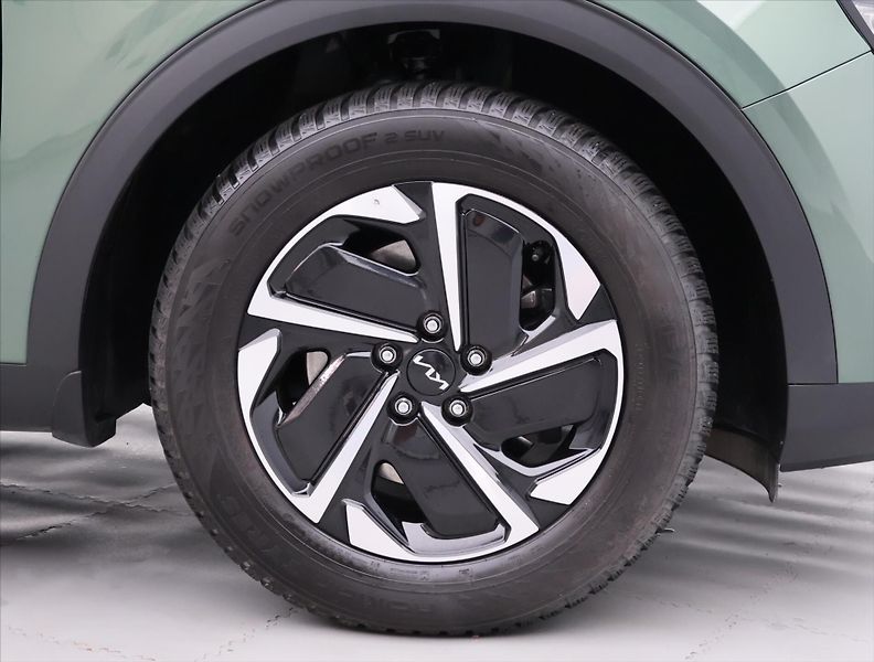Kia Sportage 1,6 T-Gdi 118kW Exclusive DPH - fotka 29 z 36