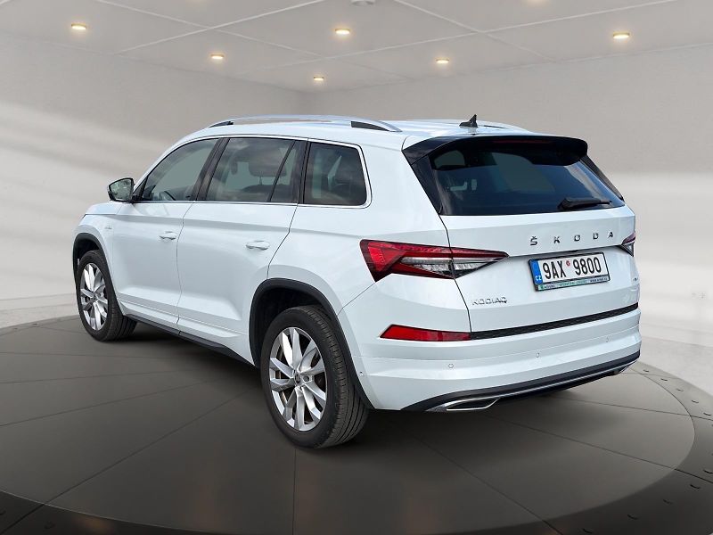 Škoda Kodiaq (2023) L&K 2.0TSI 140kW DSG 4x4 TAŽNÉ - fotka 4 z 11