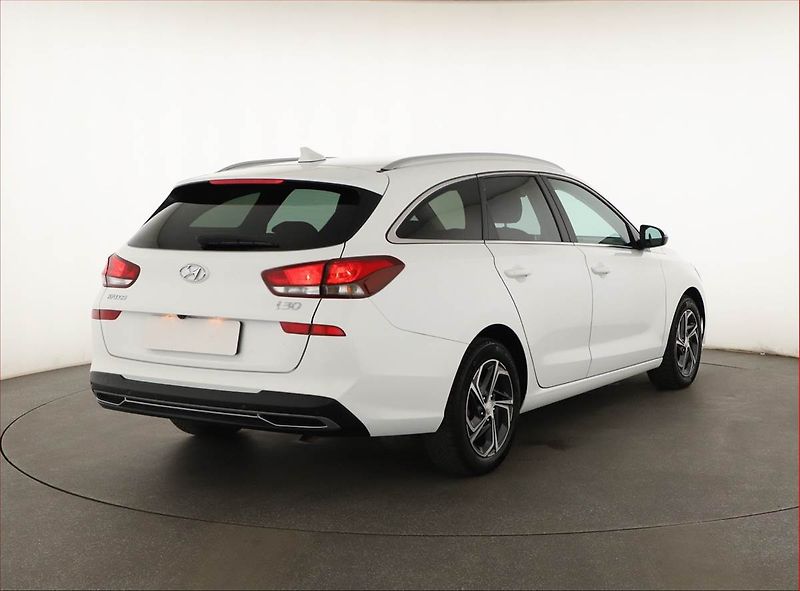 Hyundai i30 (2021) 1.5 T-GDI MHEV, Automat, ČR - fotka 5 z 20