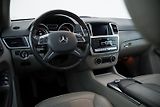 Mercedes-Benz Třídy M 350 CDi 4MATIC AMG - náhled 17