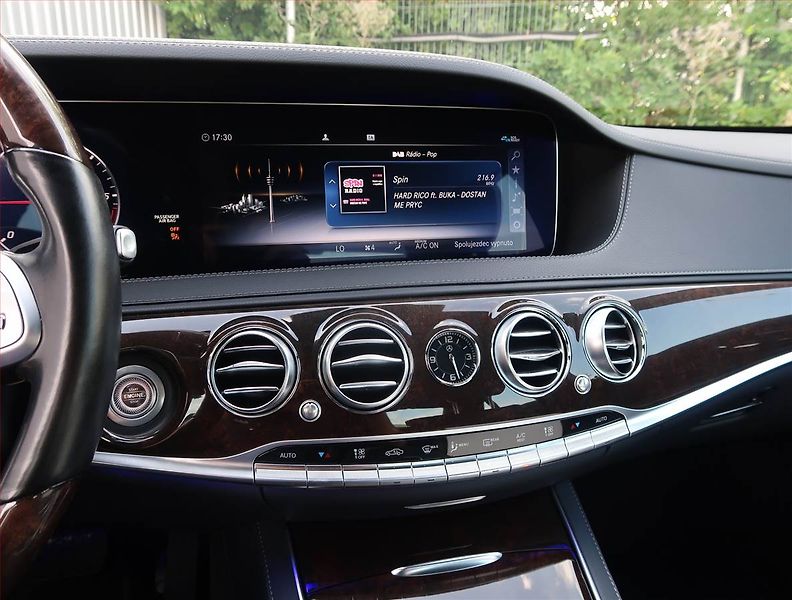 Mercedes-Benz Třídy S (2020) S 400 d 4MATIC - fotka 12 z 25