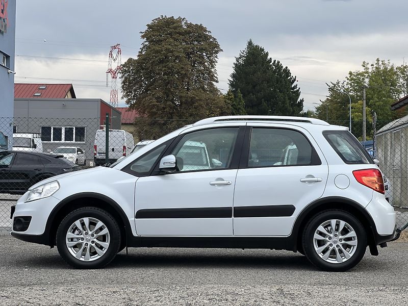 Suzuki SX4 1.6i16v LPG 4x4 TAŽNÉ PŮVOD ČR - fotka 4 z 36